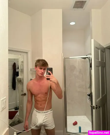 Sexyking9643 OnlyFans Thumbnail #tEoT0fTCcw