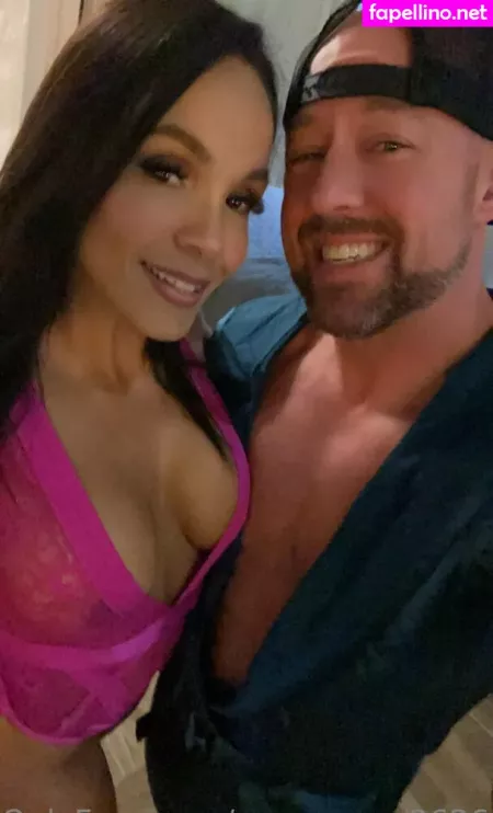 Sexymama2626 OnlyFans Thumbnail #yxnUmSgStW
