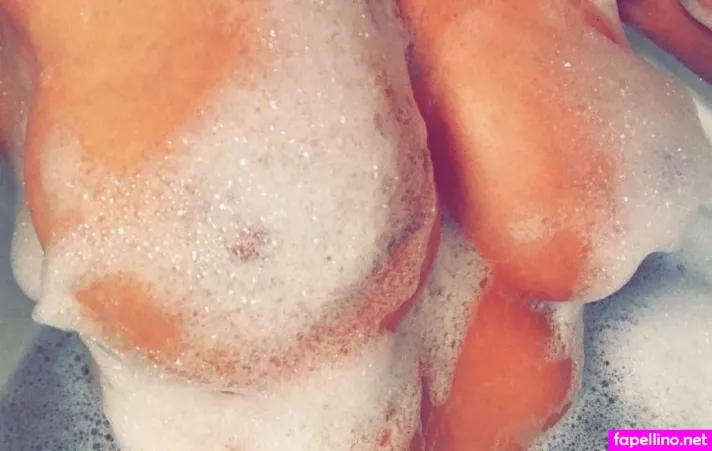 Sexymom406 OnlyFans Thumbnail #W9jSM6JoXo