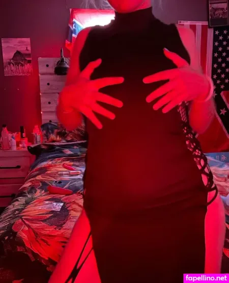 Sexymomma420 OnlyFans Thumbnail #J3xutzpFx1
