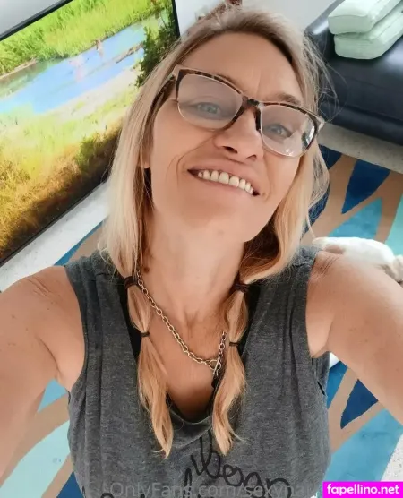 Sexynaughtybabe OnlyFans Thumbnail #lm2u9a6CQi