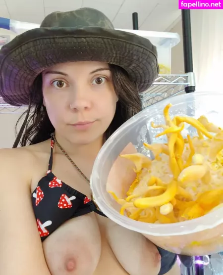 Sexypsychedelic OnlyFans Thumbnail #MkwES2DNO6