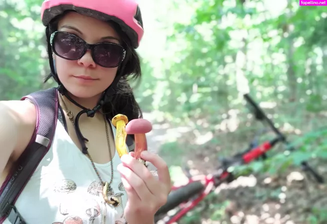 Sexypsychedelic OnlyFans Thumbnail #fs6QV2N2Fx