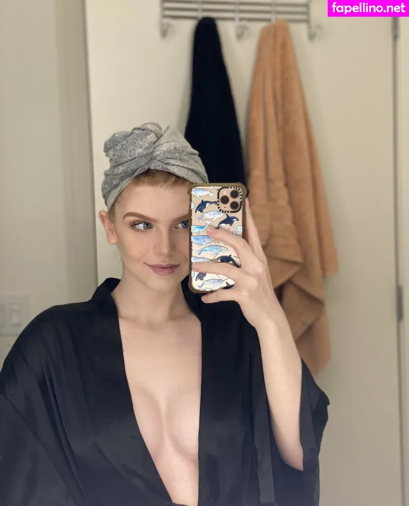 sexyredinbed, throwanitback Nude Leaked OnlyFans Photo #JaSyQNSPym