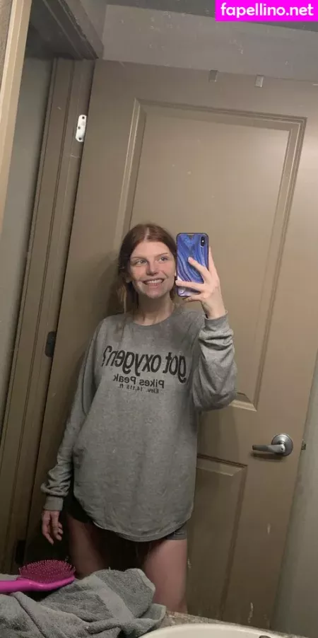 Sexyredinbedfree OnlyFans Thumbnail #2NyP9xeGx8