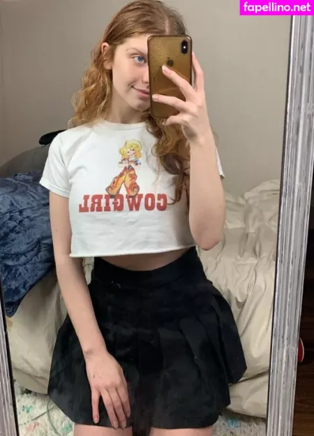 Sexyredinbedfree OnlyFans Thumbnail #87d69dxPBG