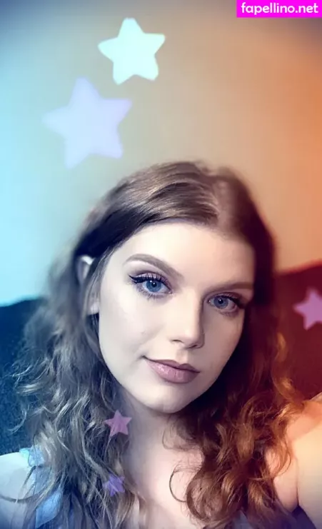 Sexyredinbedfree OnlyFans Thumbnail #I4cuHuS422