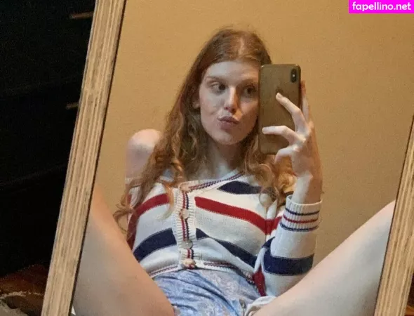 Sexyredinbedfree OnlyFans Thumbnail #znUSQxDFIC