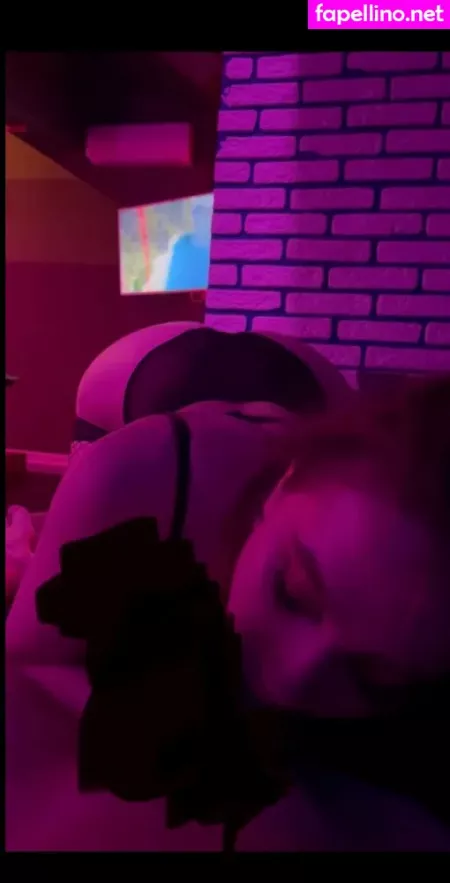Sexyru Couple OnlyFans Thumbnail #T87l4wao8V