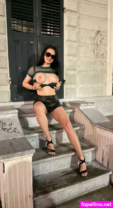 Sexysarabee OnlyFans Thumbnail #TkIcXwdpaG