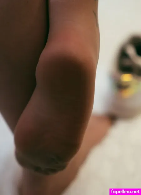 Sexyskyfeet OnlyFans Thumbnail #VbKaYX7gYX