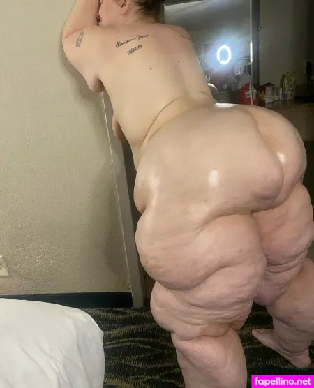 Sexyssbbwsara OnlyFans Thumbnail #WnoVbXp3Qf