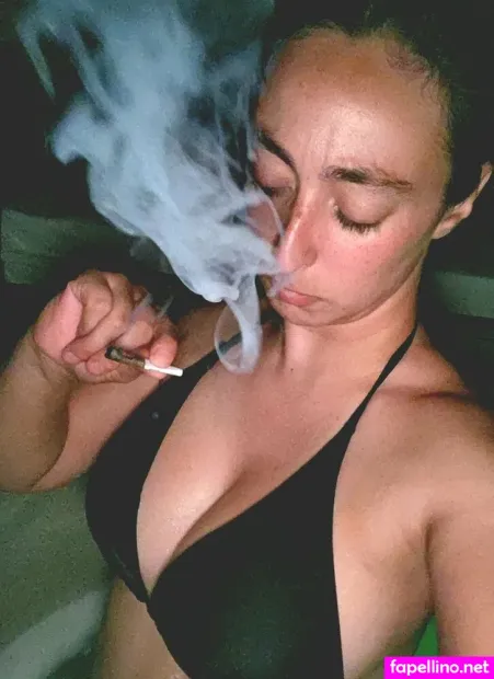 Sexystoner2025 OnlyFans Thumbnail #haJ9G9hhqV