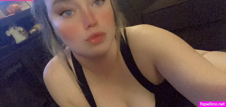 Sexystonergirl33 Main Profile Photo