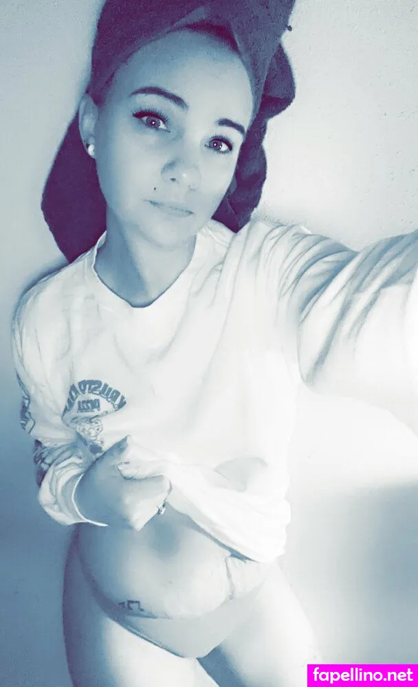sexywifey1913 Nude Leaked OnlyFans Photo #4kLbUClAXU