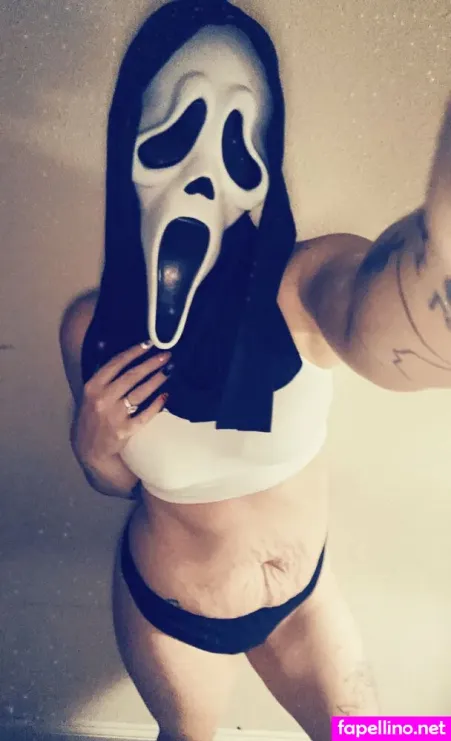 Sexywifey1913 OnlyFans Thumbnail #wbFpZuqswh