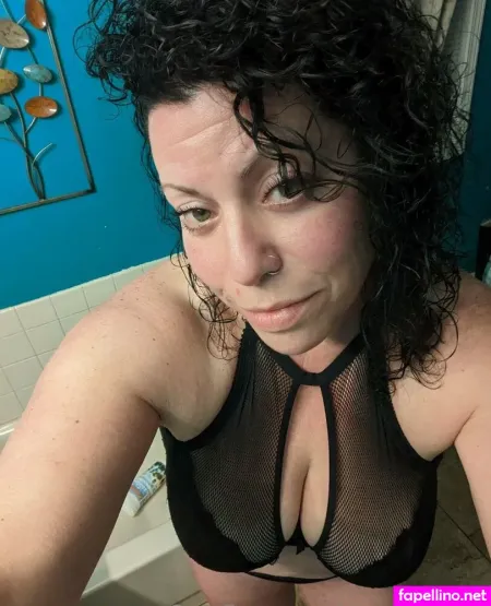 Sexywnymilf OnlyFans Thumbnail #7hb68iOuCU