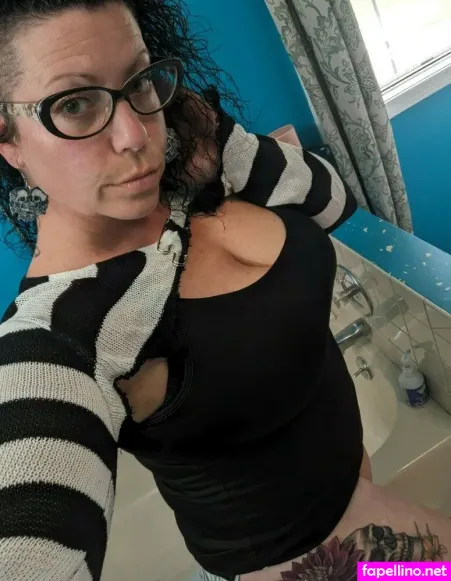 Sexywnymilf OnlyFans Thumbnail #UWUD1NNHzA