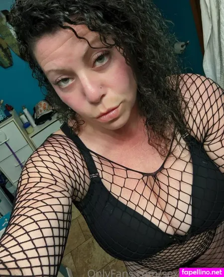 Sexywnymilf OnlyFans Thumbnail #j4V96OSGsW