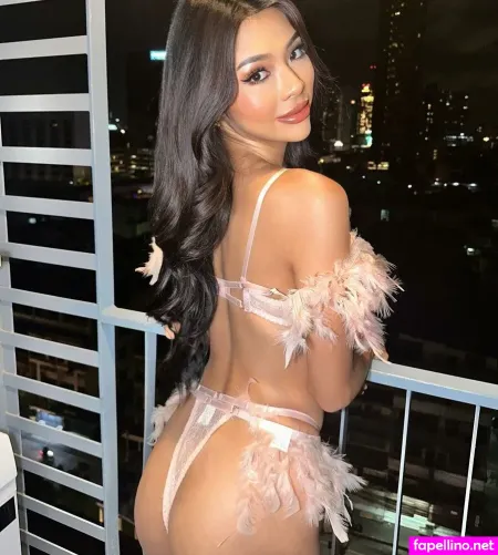 Sglily OnlyFans Thumbnail #96mEmYtS5k