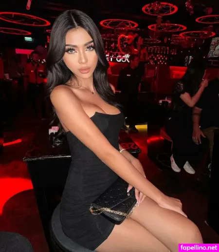 Sglily OnlyFans Thumbnail #LnJez4htbE