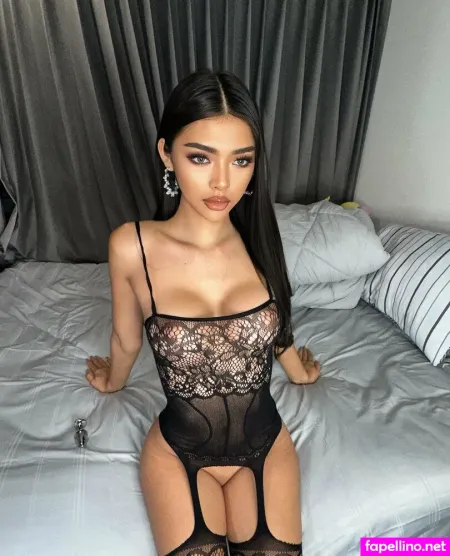 Sglily OnlyFans Thumbnail #iC2kuo4AcO