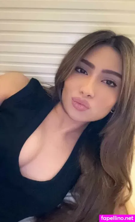Shabreen Meerasafeer OnlyFans Thumbnail #KgKONNhT6Z