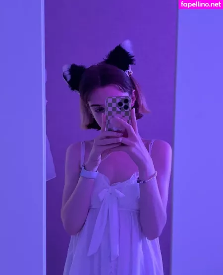 Shadsi OnlyFans Thumbnail #CcNIW9c7fl