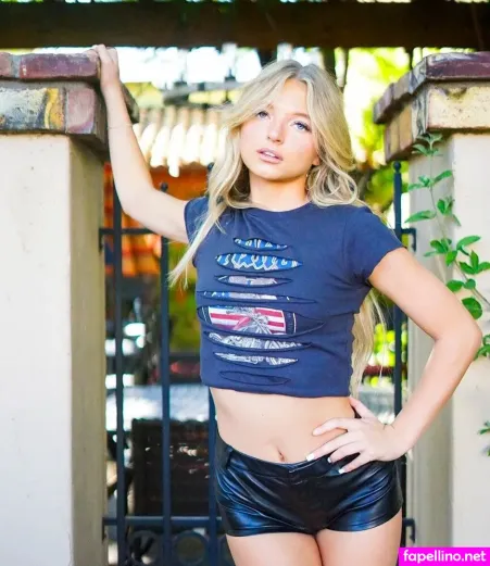 Shae Smolik OnlyFans Thumbnail #H74Up42loS