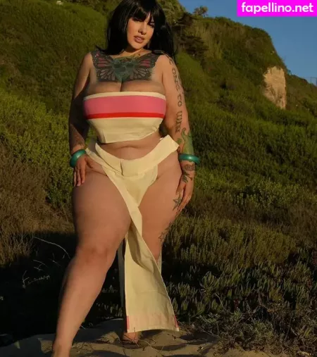 Shainarae 1 OnlyFans Thumbnail #0rHdNHpazl