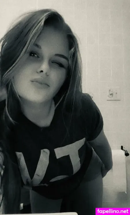 Shainasummerr OnlyFans Thumbnail #zEyPxOm7PG