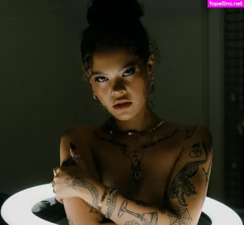 Shakirareeve OnlyFans Thumbnail #7rLWBVQjkm