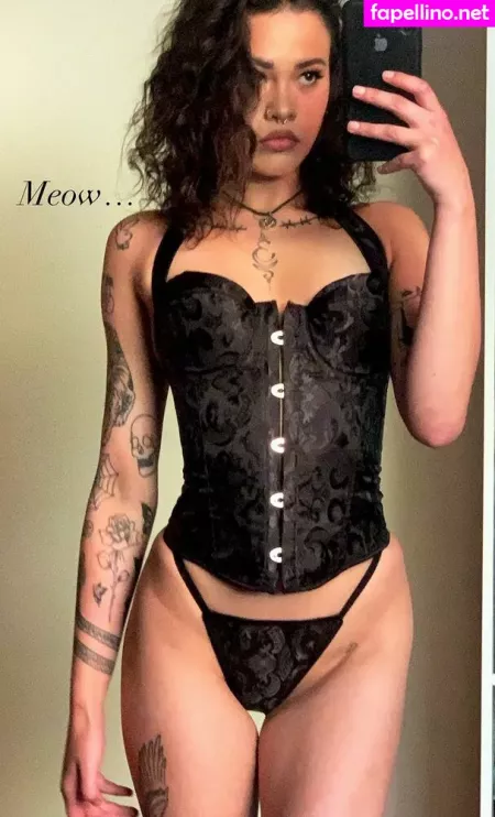 Shakirareeve OnlyFans Thumbnail #v0CKBOVb3x