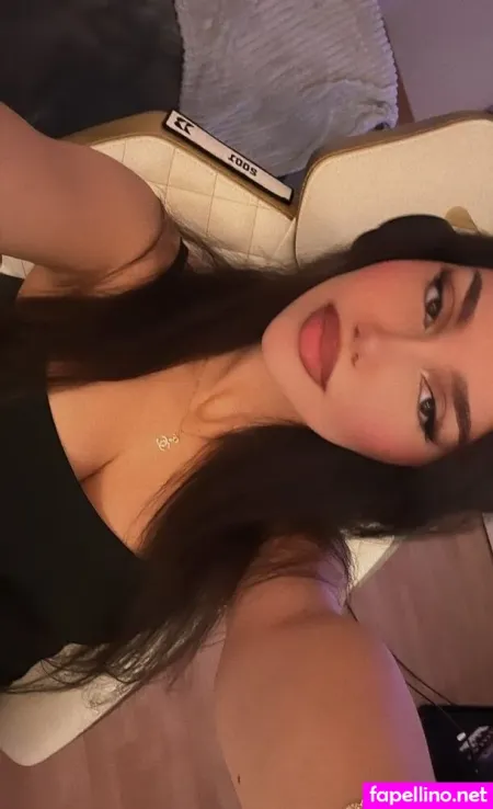 Shakiravv OnlyFans Thumbnail #z5TLOEZ1v1