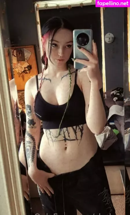 Shakyxx OnlyFans Thumbnail #6tHvrXn8F8