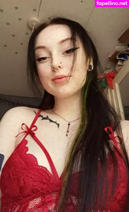 Shakyxx OnlyFans Thumbnail #EtK4ibOsGX