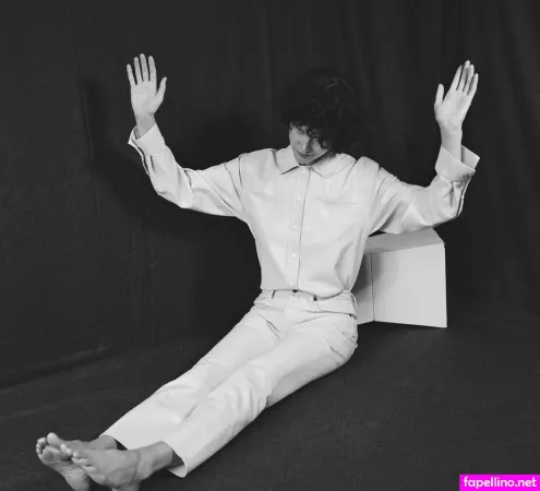 Shalom Harlow Main Profile Photo