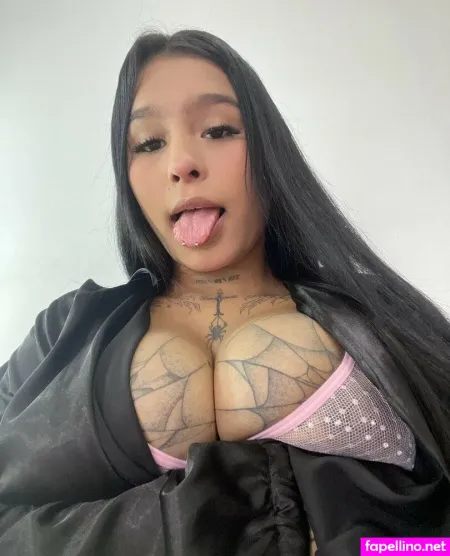 Shalydaniela OnlyFans Thumbnail #5V4hAX8OOX