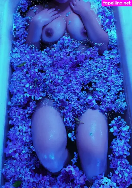 Sham Rose W OnlyFans Thumbnail #fLpQ4SXSjd