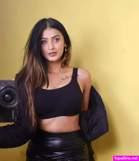 Shambhavi Singh OnlyFans Thumbnail #2weVc0LYNC
