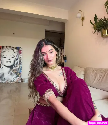 Shambhavi Singh OnlyFans Thumbnail #jvxzA51VyR