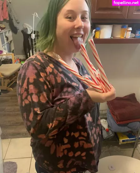 Shampoolovesande OnlyFans Thumbnail #ptbW1KwGHA