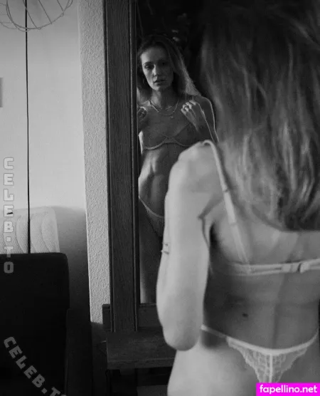 Shana Joyce Paar OnlyFans Thumbnail #QdGqTYFoNb