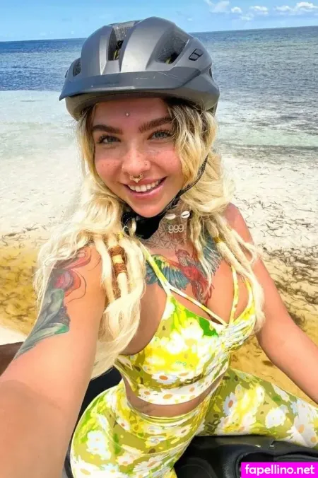 Shanalah 6 OnlyFans Thumbnail #XNfgeHiA2Q