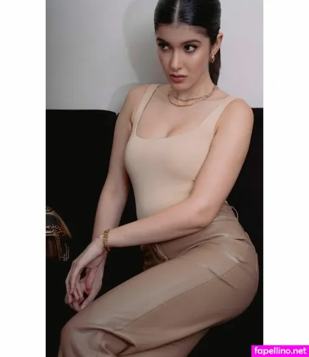 Shanaya Kapoor OnlyFans Thumbnail #rTfgNGtij3