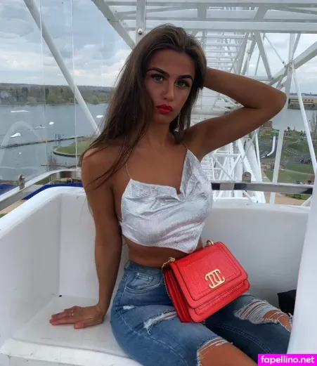 Shania Kerrigan OnlyFans Thumbnail #5q0eUN5ari