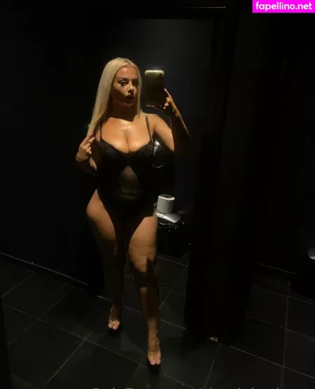 Shaniaonlyfans OnlyFans Thumbnail #bI9tkxFLJ2