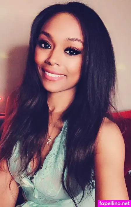 Shanice Kitty OnlyFans Thumbnail #Aft2WdLXEi