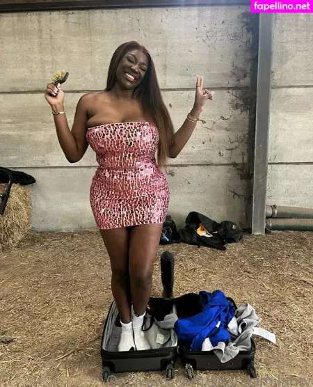 Shanijamilahtv OnlyFans Thumbnail #d9JJREoCjZ