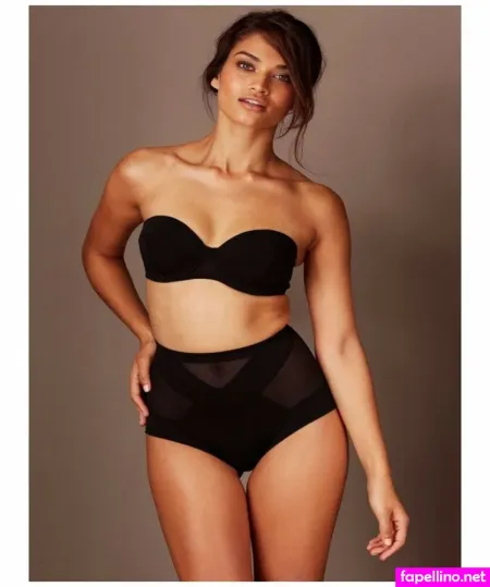 Shanina Shaik OnlyFans Thumbnail #C6dKeJHTPp